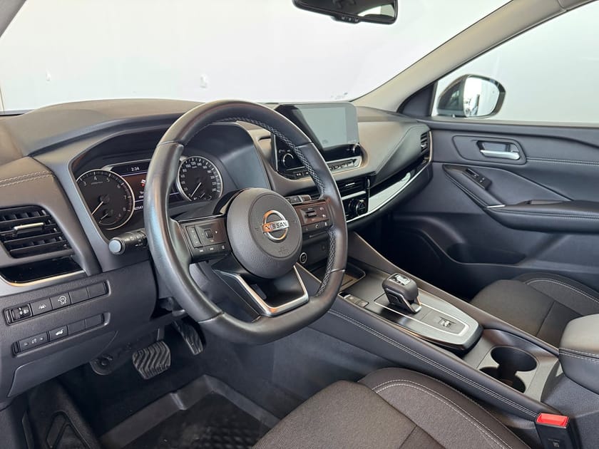 Bild 4 av Nissan Qashqai 1.3 DIG-T N-CONNECTA |  360° | NAVI | Rattvärme |
