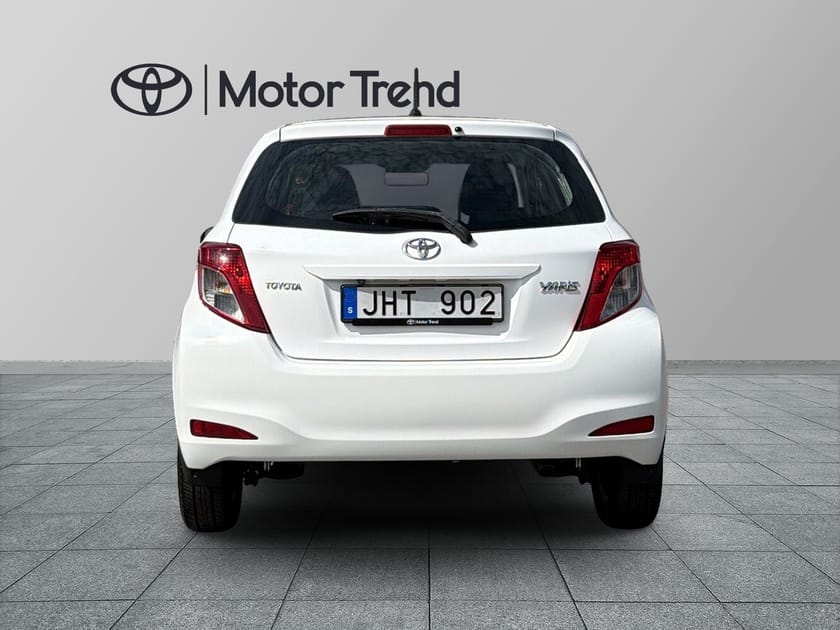 Bild 4 av Toyota Yaris 5-dörrar 1.33 Dual VVT-i Active,99hk,12.600mil