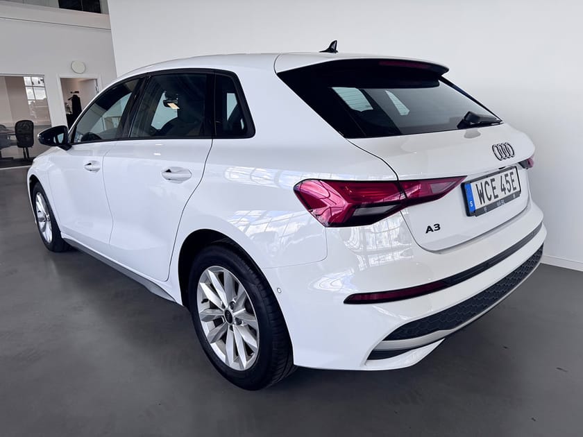 Bild 3 av Audi A3 Sportback 35 TFSI S Tronic | Kamera | CarPlay | Cockpit