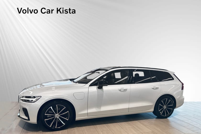 Bild 3 av Volvo V60 T6 Plus Dark Edition Läder Drag 360Kamera