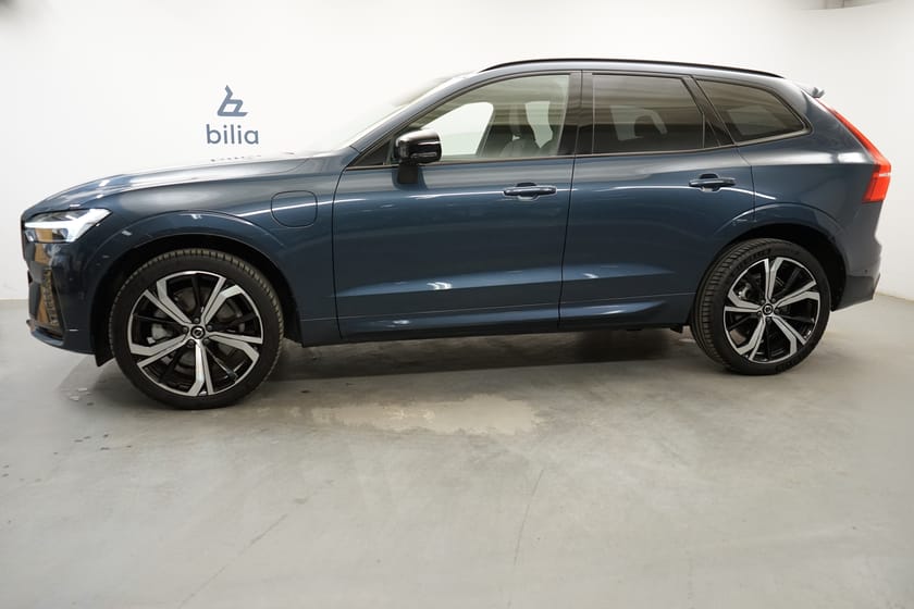 Bild 2 av Volvo XC60 Recharge T8 Ultimate Dark, HarmanKardon PremiumSound, Dragkrok, Taklucka