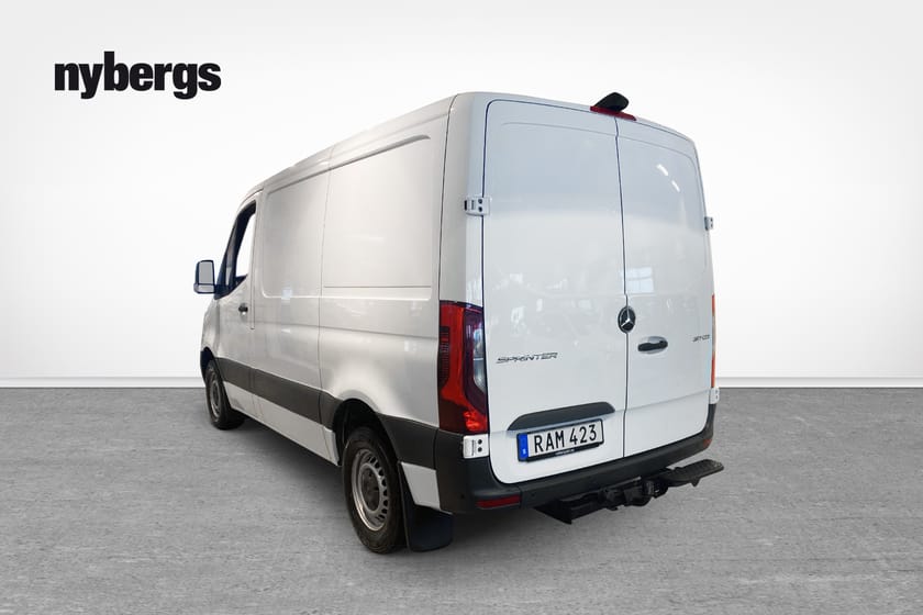Bild 2 av Mercedes-Benz Sprinter 317 CDI RWD Panel Van 3500