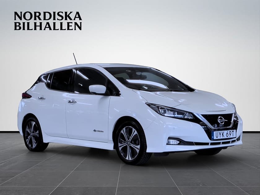 Bild 1 av Nissan Leaf Backkamera GPS P-sensorer Bluetooth