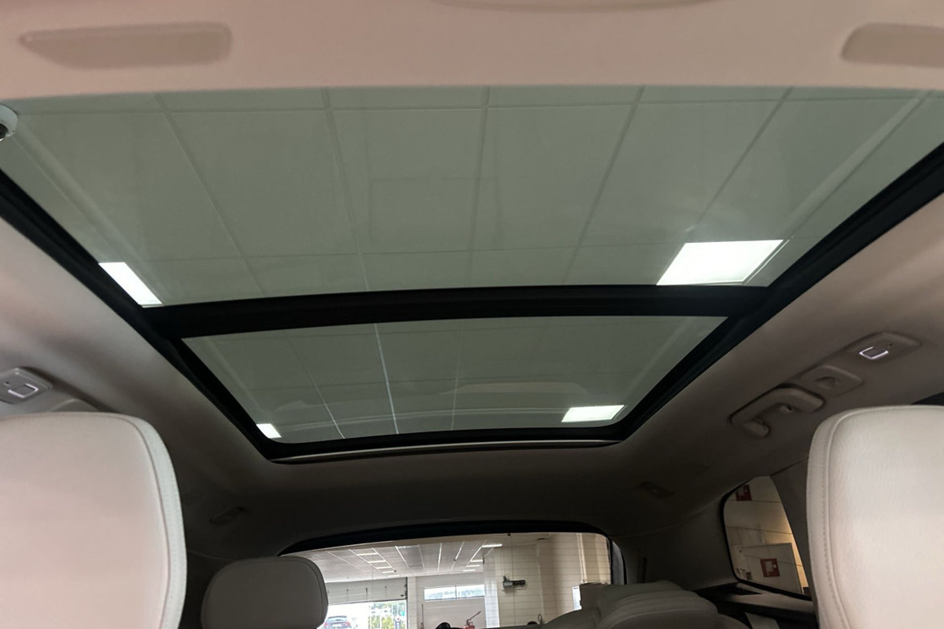 Volvo XC60 Recharge T6 II Core Edition 2024, bild 7/8