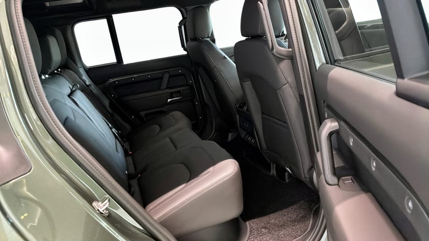 Bild 5 av Land Rover Defender P300e PHEV 110 X-Dynamic SE