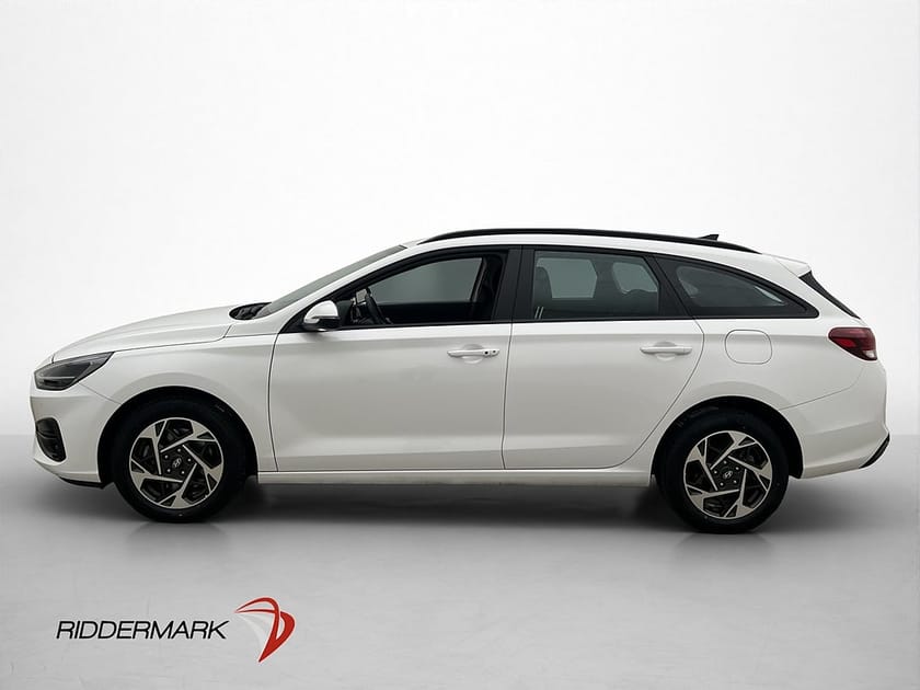 Bild 2 av Hyundai i30 Kombi 1.0 T-GDI 100hk Kamera Rattvärme Navigation