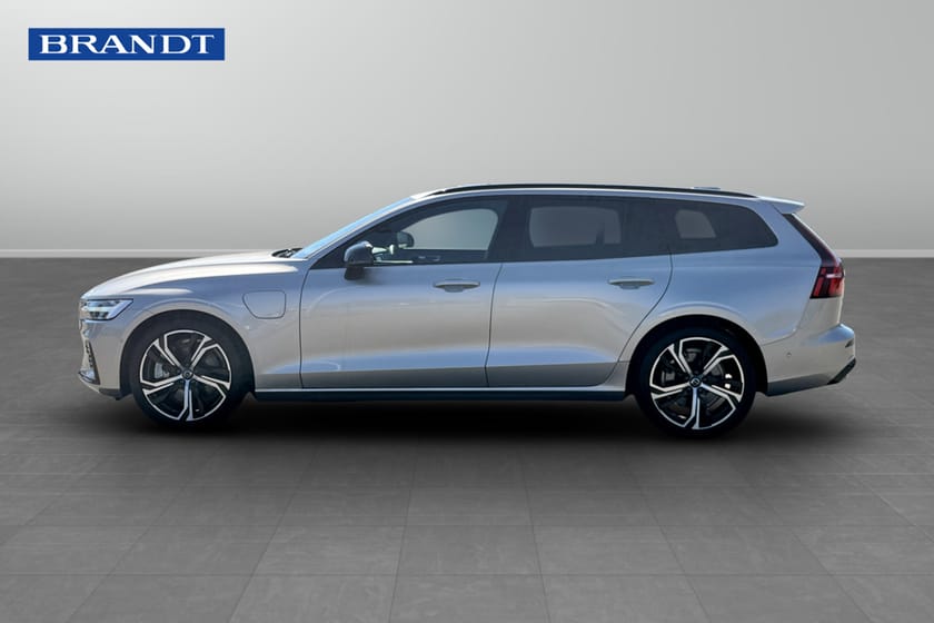 Bild 3 av Volvo V60 T6 Plus Dark Nordic Edition