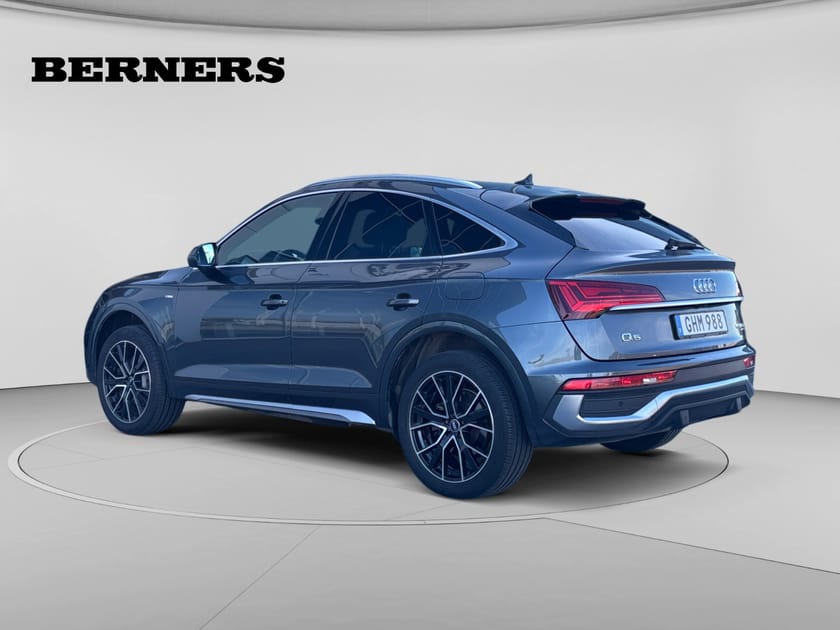 Bild 3 av Audi Q5 55 Sportback TFSI e quattro S LINE 367 HK