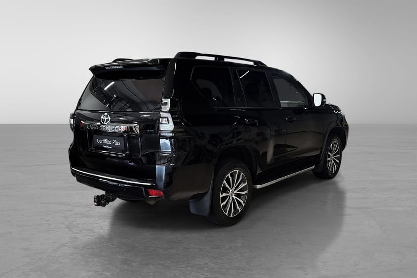 Bilde 5 av Toyota Land Cruiser 5-dørs 2,8 D-4D GX black Ddition