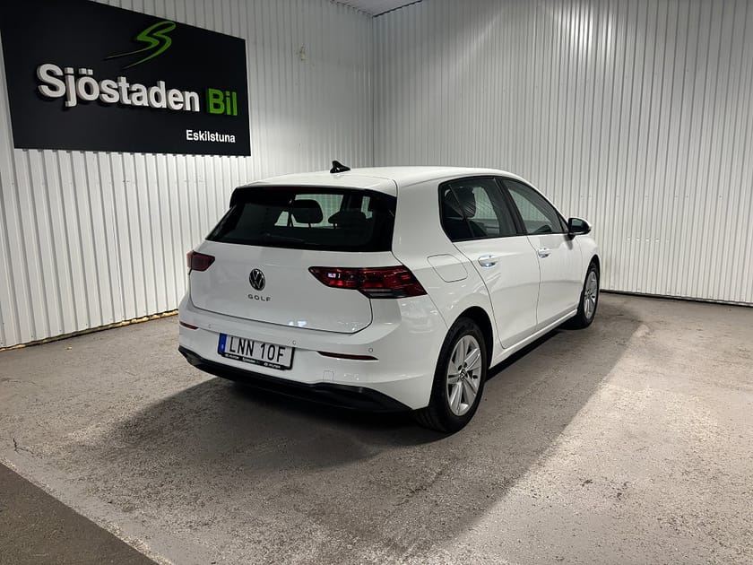 Bild 4 av Volkswagen Golf 1.5 TSI ACT OPF Base Cockpit/M-Värme/Rattvärme