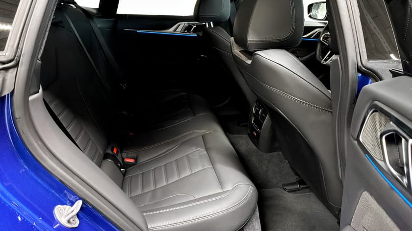 Bild 5 av BMW i4 M60 xDrive Gran Coupé Supercharged Taklucka H&K 360 DAP HUD