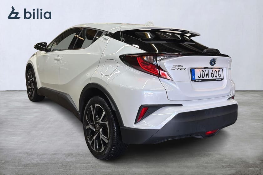 Bild 2 av Toyota C-HR Hybrid 1,8 X EDITION Parkeringssensorer Värmare