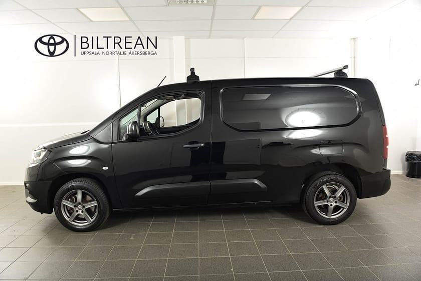 Bild 2 av Toyota ProAce City Long 1.5D Auto Comfort Drag D-värmare Vinterhjul