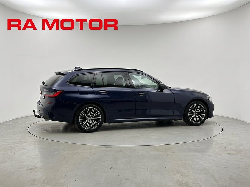 Bild 4 av BMW 330e xDrive Touring 292hk M Sport | H/K | 360 Kamera | Laser | Drag