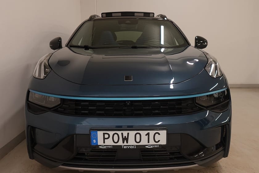 Bild 2 av Lynk & Co 01 PHEV DCT Dragkrok Panorama Adap-F Ambient 360° Infinity