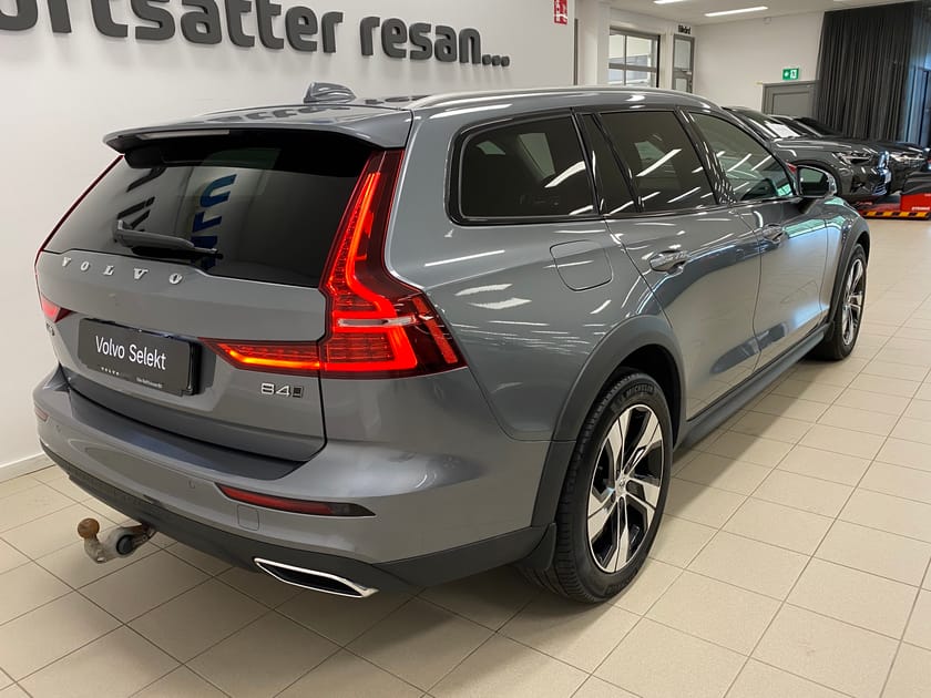 Bild 4 av Volvo V60 Cross Country B4 AWD Diesel Adv Edt