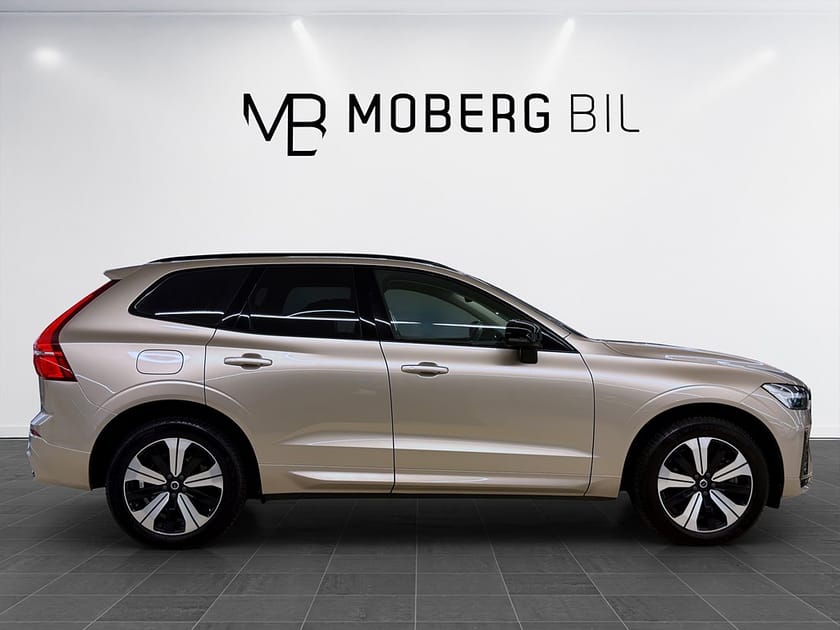 Bild 4 av Volvo XC60 Recharge T6 AWD 350hk Plus Dark Edt B-Kamera Drag