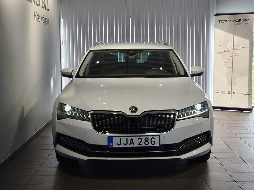 Bild 2 av Škoda Superb iV Kombi