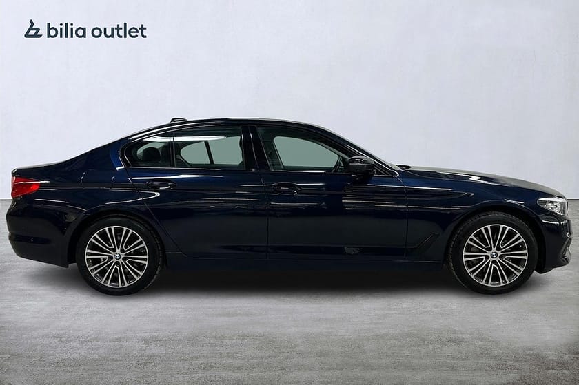 Bild 5 av BMW 530e iPerformance Sedan Steptronic Sportline 252hk Navi Connected 360°K