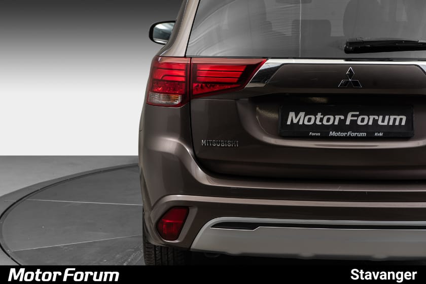 Bilde 3 av Mitsubishi Outlander PHEV INVITE/ 4WD/ NORSK BIL