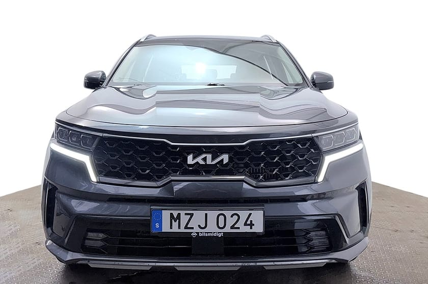 Bild 3 av Kia Sorento PHEV AWD 7-sits Drag Navi Kamera MOMS 265hk