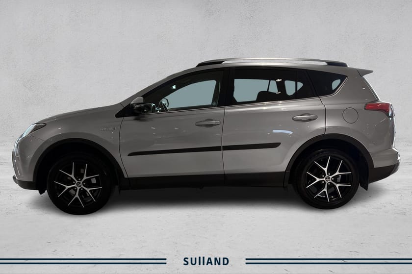 Bilde 2 av Toyota RAV4 Hybrid 2,5l | 4X4 | Active | Hengerfeste | Ryggekamera | 197hk