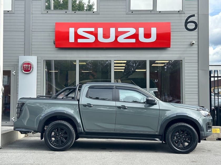 Bild 3 av Isuzu D-Max Crew Cab XRX 2.2 AT8 CNG | 2 795:-/mån | Årsskatt 4 243 kr