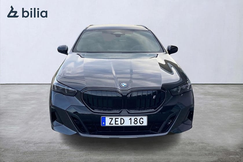 Bild 5 av BMW i5 xDrive40 Touring xDrive 40 M-sport Pro | DEMO | B&W | Drag | 360