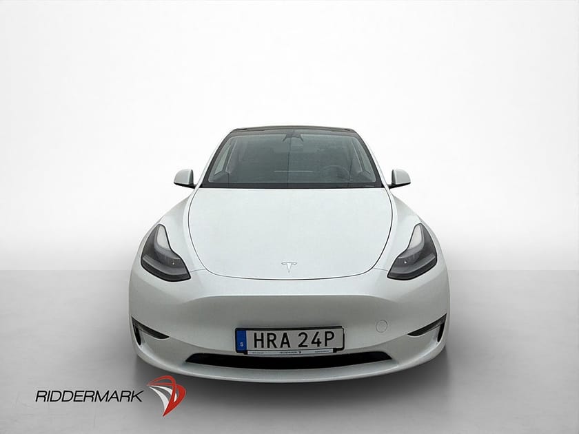 Bild 3 av Tesla Model Y Long Range AWD Dragkrok Autopilot MOMS