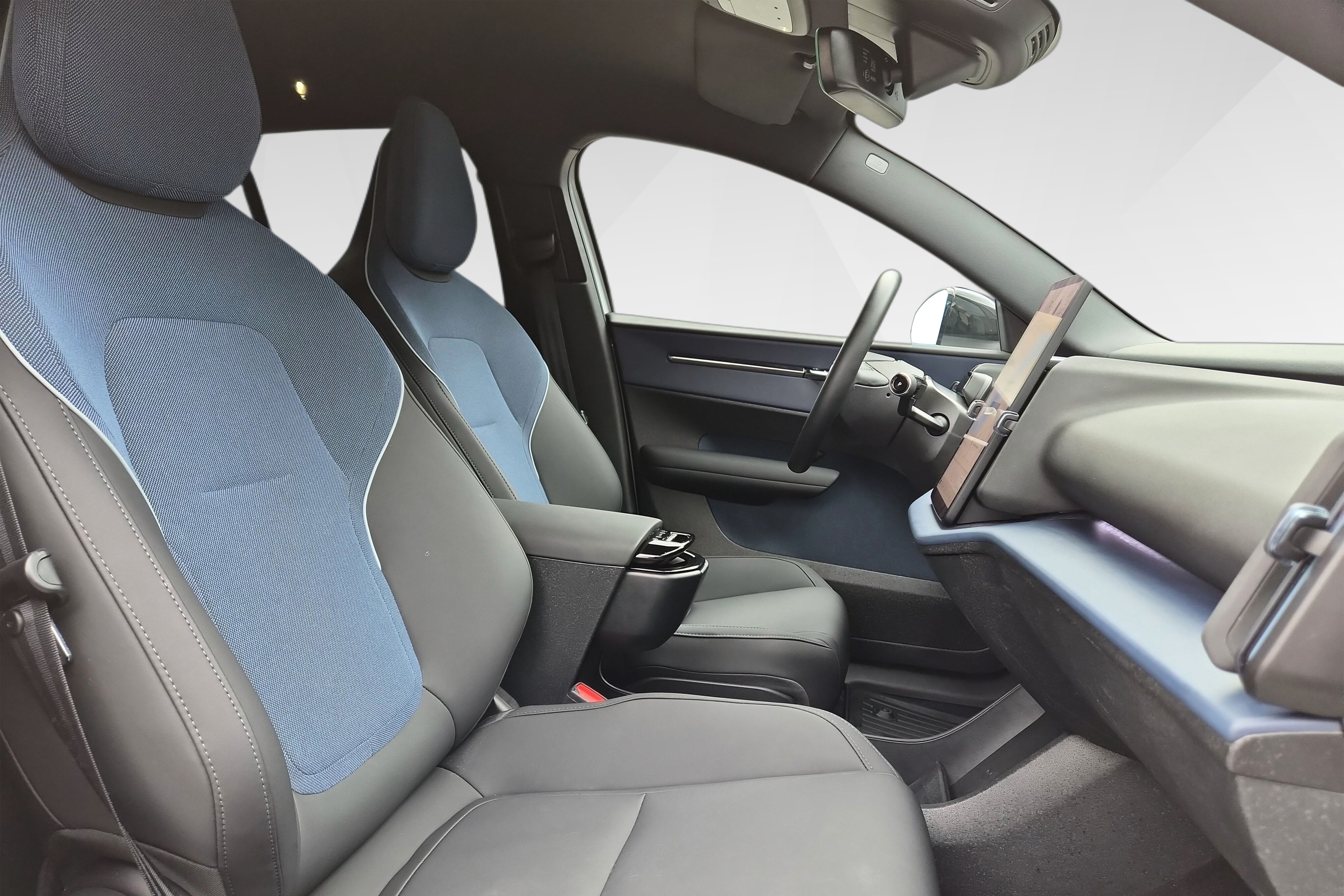 Volvo EX30 Twin Motor Performance bilde 18
