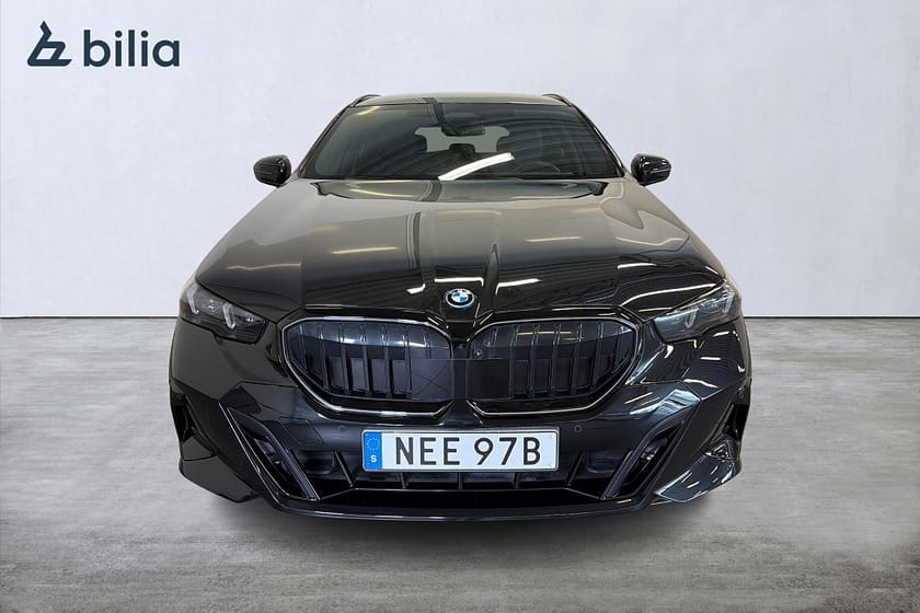 Bild 2 av BMW 530e xDrive Touring M Sport Pro / H&K / Drag / Keyless