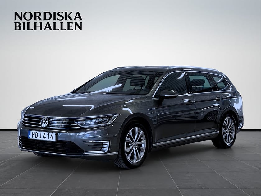 Bild 3 av Volkswagen Passat Variant GTE 1.4 TSI ACT Backkamera Dragkrok Skinn