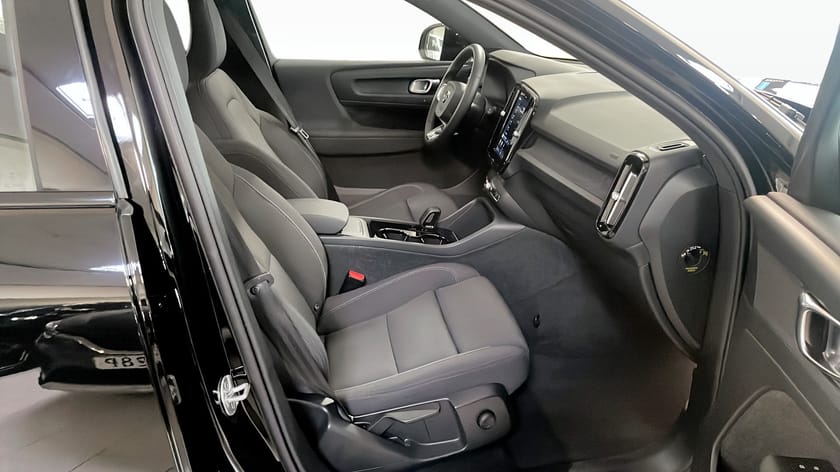 Bild 3 av Volvo XC40 Recharge Plus Edition 231Hk / Styrassistans / Kamera / Navi