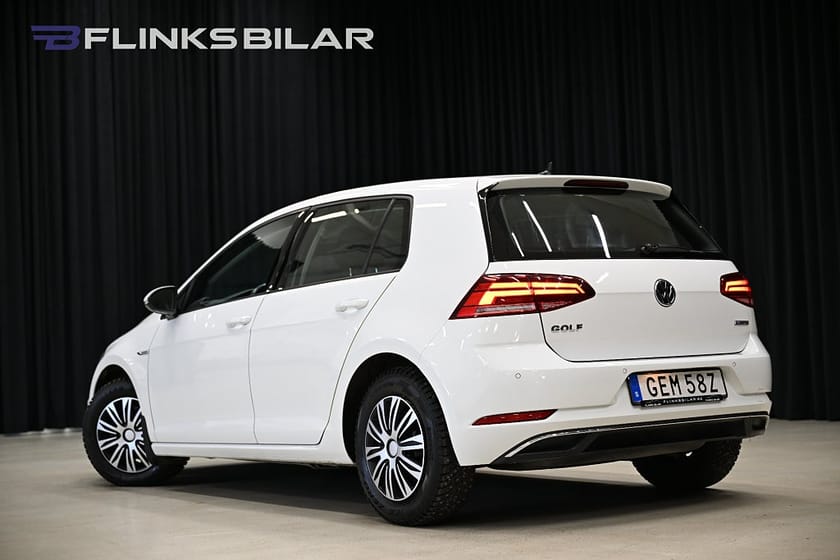 Bild 4 av Volkswagen Golf 1.5 DSG TGI 130HK M/K-Värmare|GPS|PDC|AppleCarplay