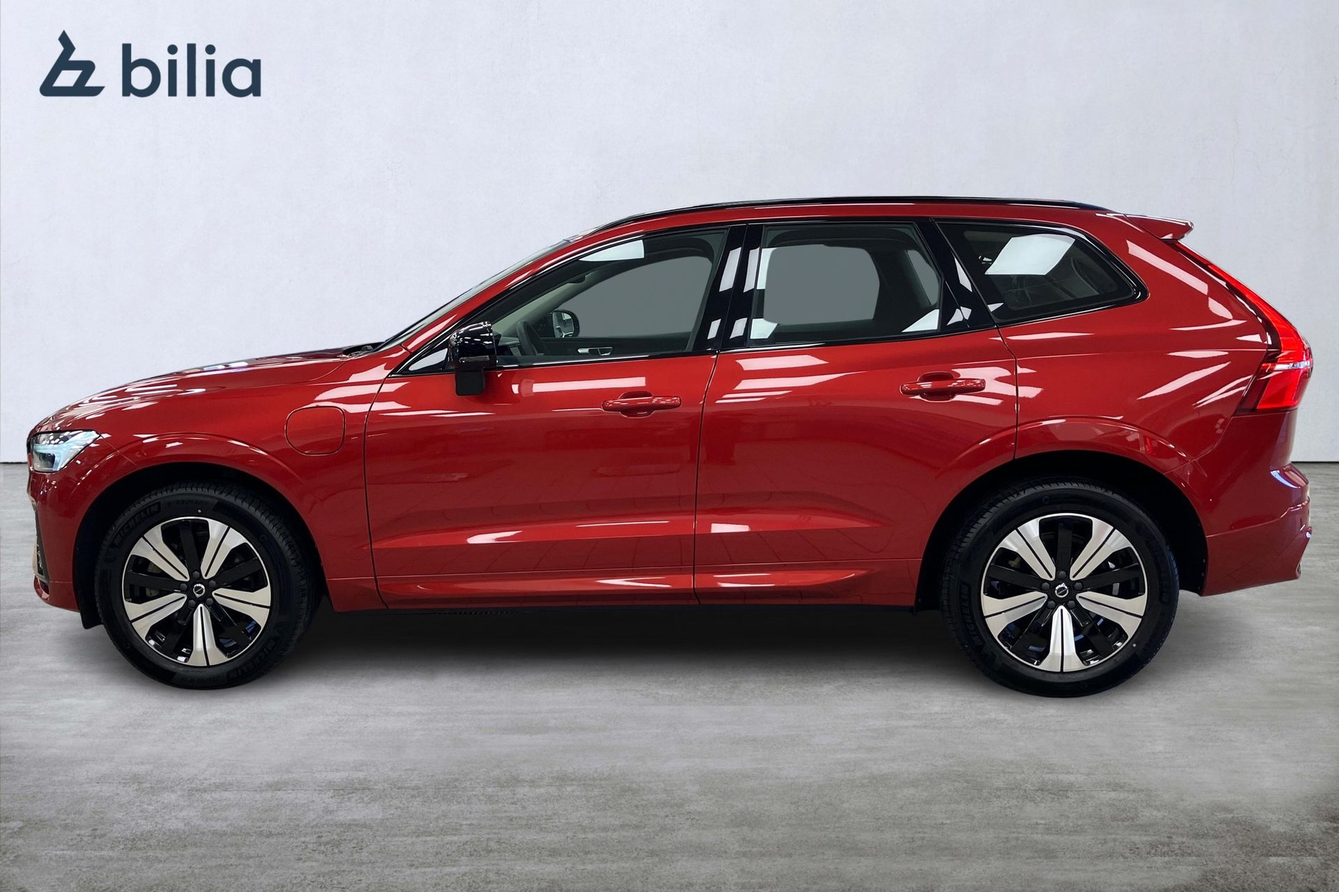 Volvo XC60 Recharge T6 Plus Dark 2023, kuva 3/10