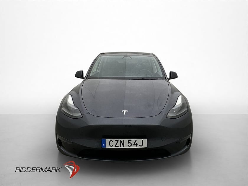 Bild 3 av Tesla Model Y Long Range AWD Svensksåld Dragkrok MOMS