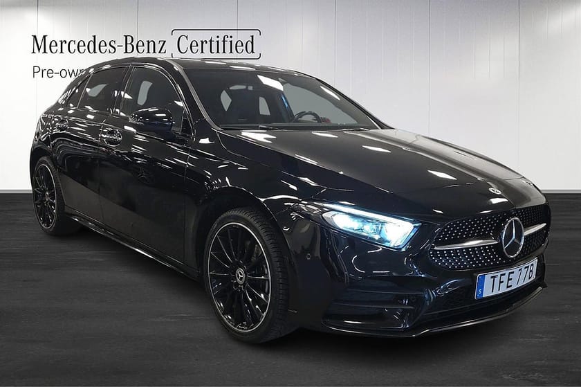 Bild 2 av Mercedes-Benz A 250 e AMG Drag Pano Head-Up Multibeam 360 Carplay