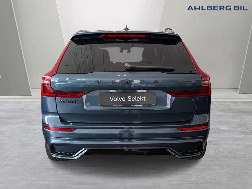 Bild 4 av Volvo XC60 T6 Plus Black Nordic Edition, Dragkrok, Teknikpaket, Head-up display, Akustikrutor, Tonade rutor