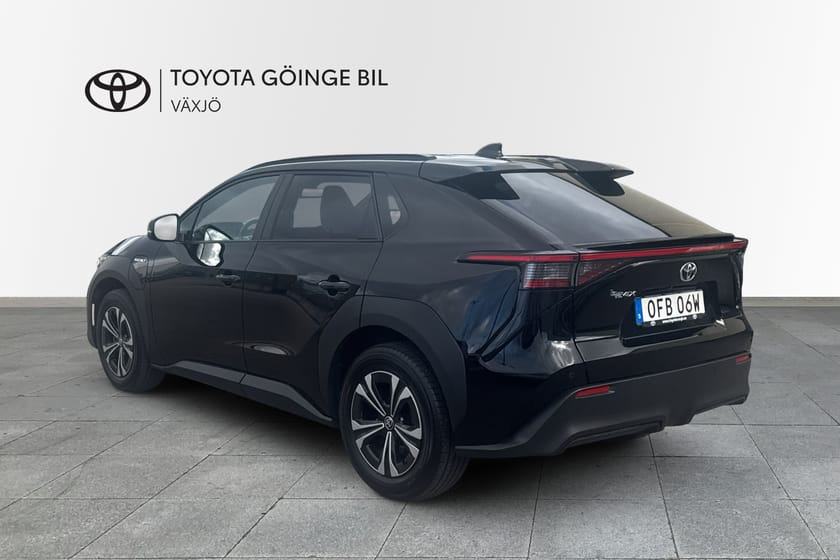 Bild 3 av Toyota bZ4X Style 2WD 71,4 Kwh
