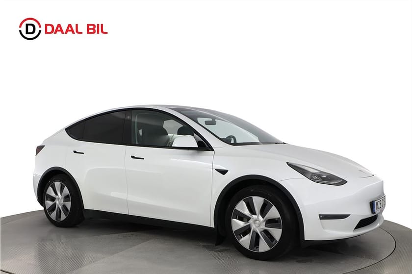 Bild 4 av Tesla Model Y Long Range AWD 514HK DRAG AUTOPILOT PANO P-VÄRM