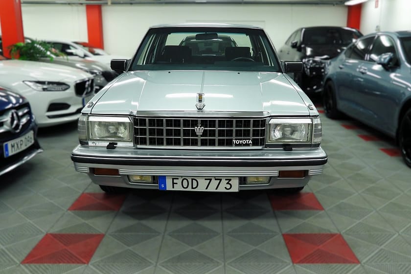 Bild 3 av Toyota Crown Sedan 2.8 Super Salon Automat Skattebefriad