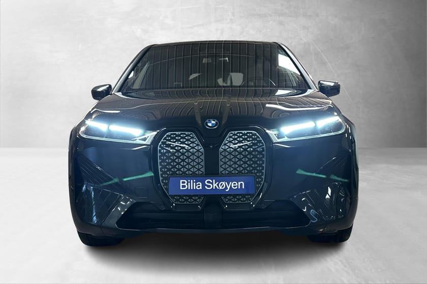 Bilde 2 av BMW iX xDrive40 Fully Charged. HK,Pano,head up, Comfort access