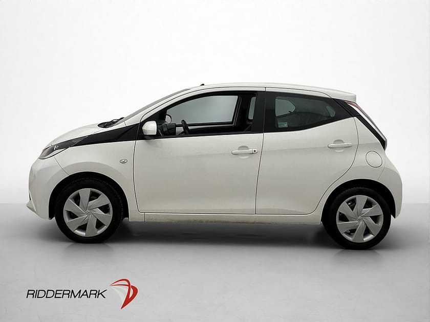 Bild 5 av Toyota Aygo 1.0 VVT-i 69hk X-PLAY Farthållare Lane-Assist