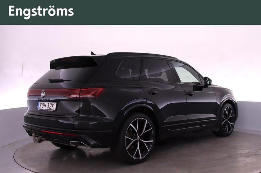 Bild 3 av Volkswagen Touareg R-LINE V6 TDI 286 HK 4M Panorama