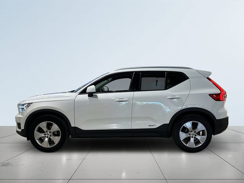 Bild 4 av Volvo XC40 T2 Momentum Adaptiv farthållare Pvärm SoV
