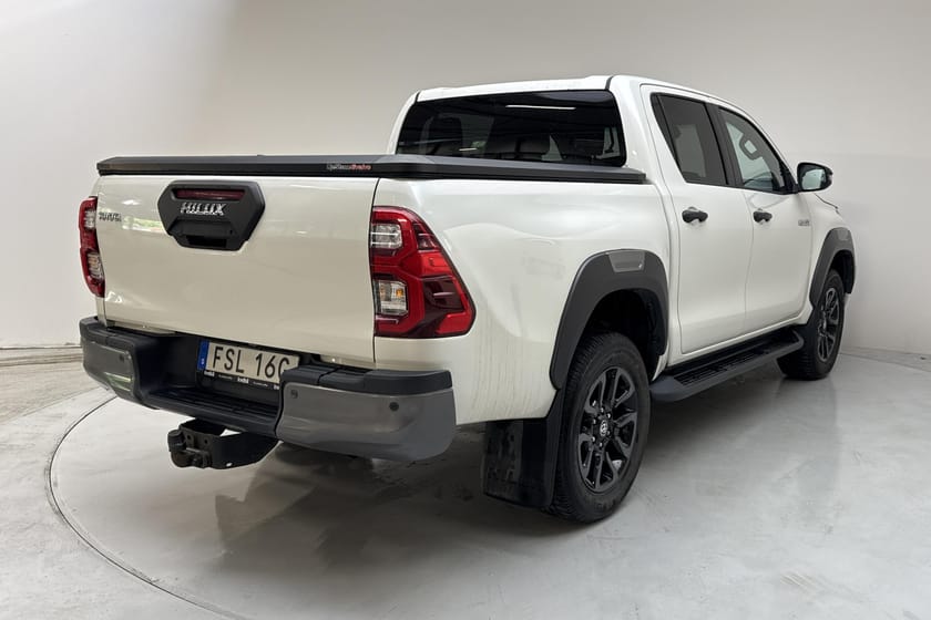 Bild 3 av Toyota Hilux Dubbelhytt 2.8 D 4WD (204hk) Invincible Läder Drag