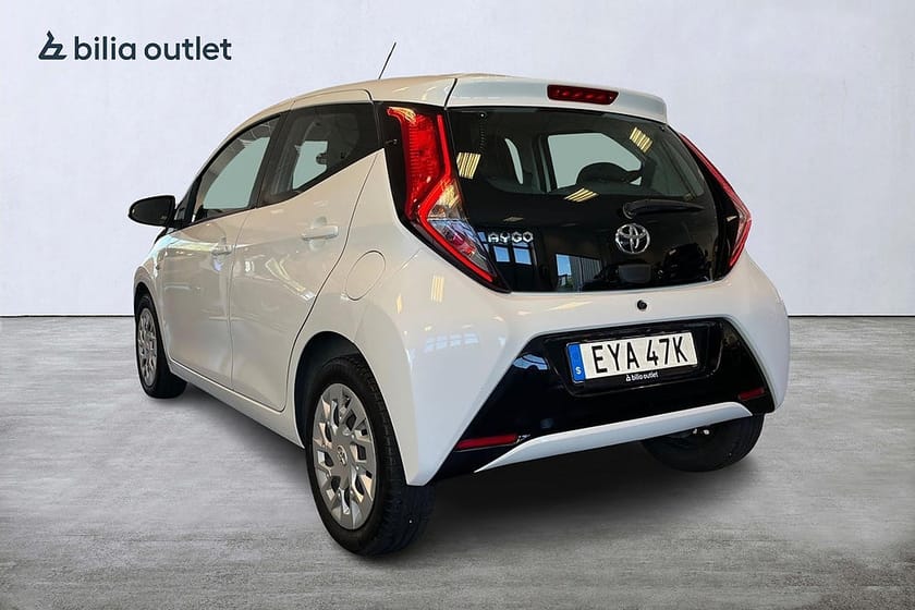 Bild 4 av Toyota Aygo 1.0 VVT-i X-PLAY 72hk / Kamera CarPlay Farthållare