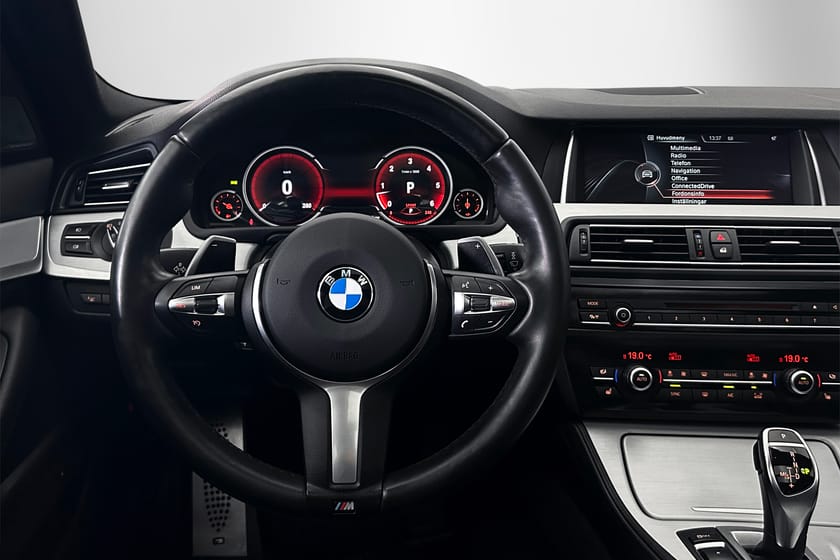 Bild 4 av BMW 530d xDrive Touring M Sport Pano/Läder/Värmare/Drag