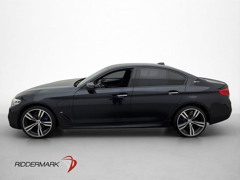Bild 2 av BMW 530e iPerformance Sedan 252hk M-Sport Kamera H/K Navi Rattvärme