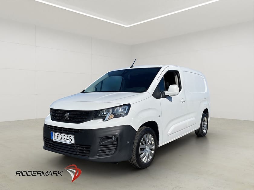 Bild 3 av Peugeot Partner L2 Utökad Last 130hk Ny-Kamrem Värm Drag Kamera CARPLAY